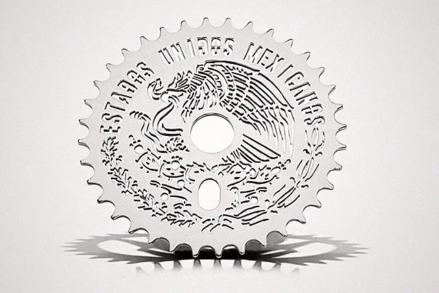 Lowrider Bicycle Laser Cut Mirror Chrome Estados Unidos Mexicanos 36T Sprocket.